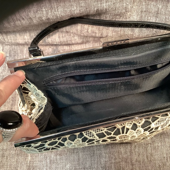 Guess lace evening handbag - Picture 3 of 4